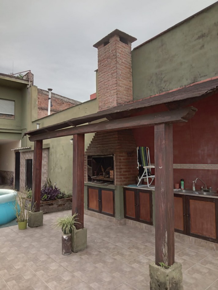 EXCELENTE CASA IDEAL FAMILIA NUMEROSA