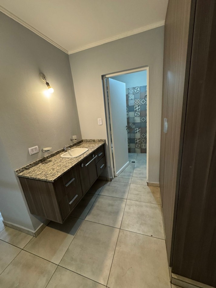 ALQUILER SAN LORENZO 2600