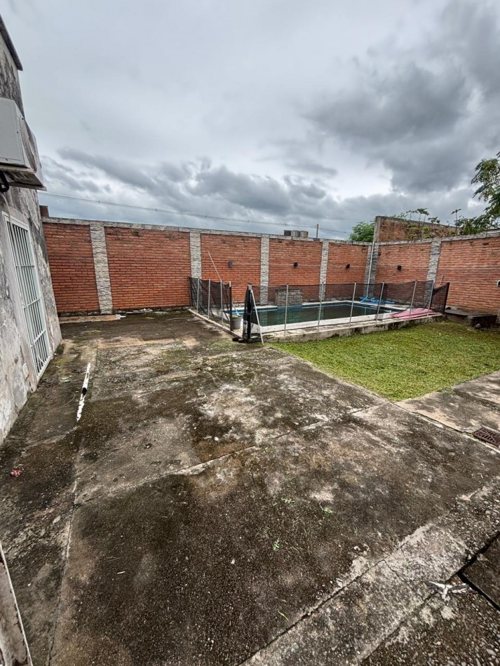 CASA EN VENTA - LOMAS DE TAFI 