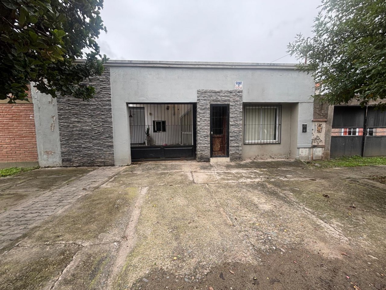 CASA EN VENTA - LOMAS DE TAFI 