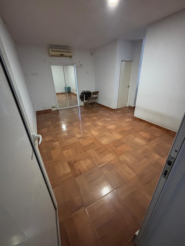 CASA EN VENTA - LOMAS DE TAFI 